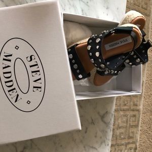 Black leather sandals